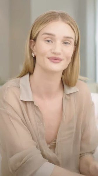 Rosie Huntington-Whiteley chirurgie esthétique